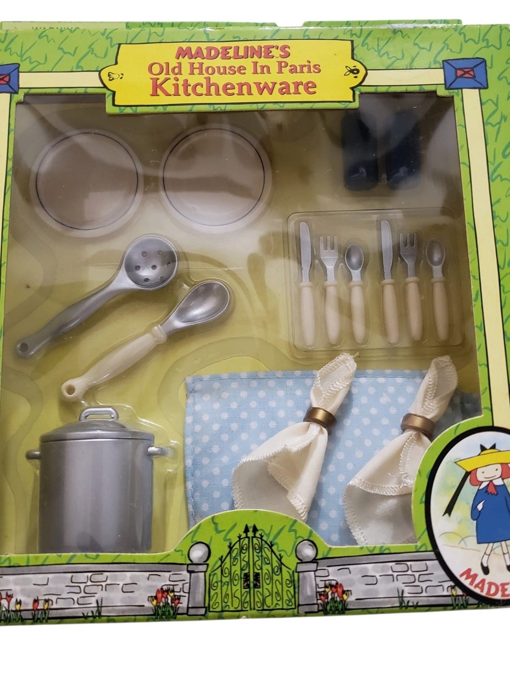 NET Madeline Cream & Silver Toy Kitchenware Set with Blue Polka-Dot Cloth